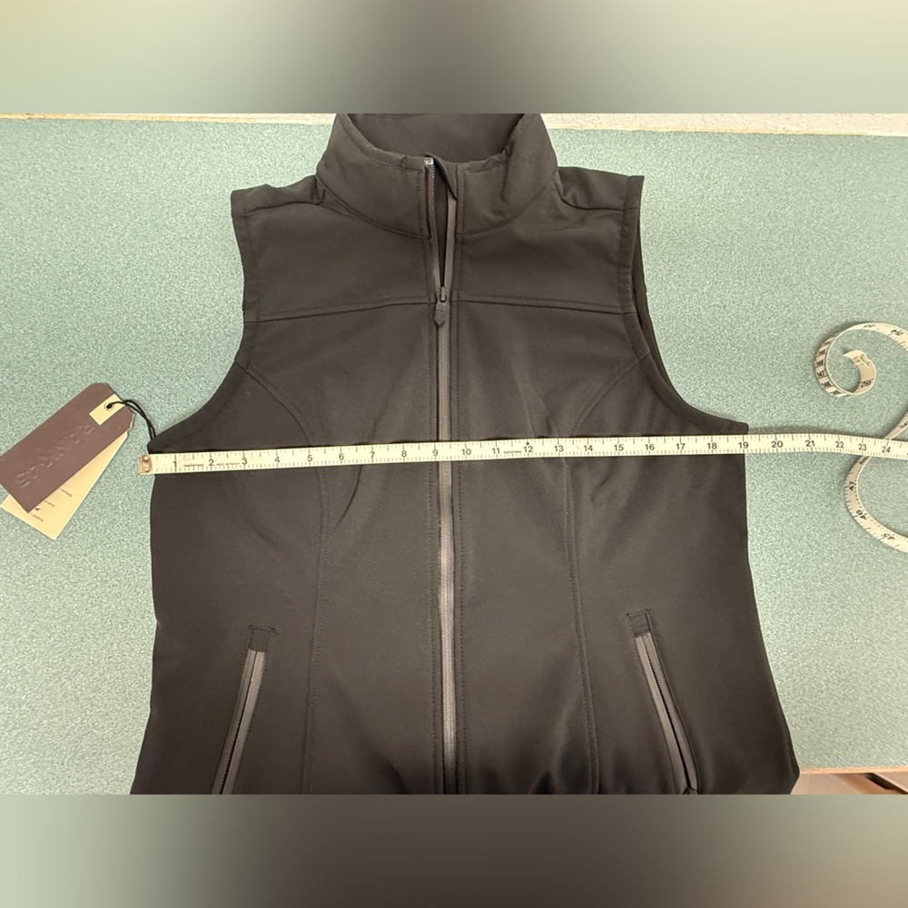 Rank 45 Softshell Riding Length Vest Women's Medium Black NWT‼️ - Picture 8 of 9